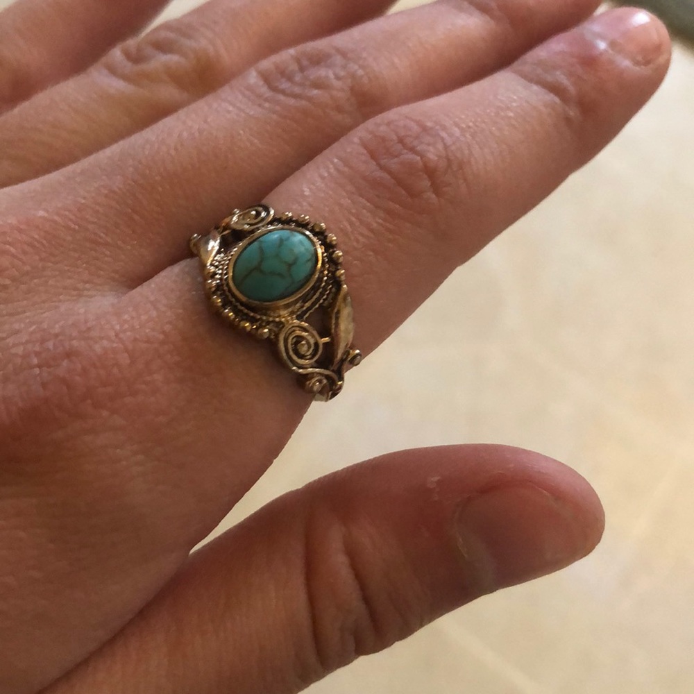 Ring - Picture 2 of 2